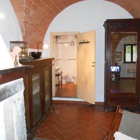 Fioralice Pension Fauglia Buitenkant foto