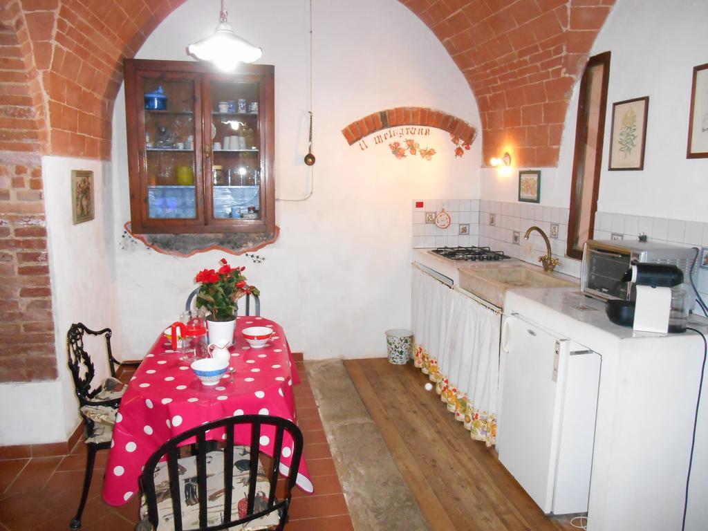 Fioralice Pension Fauglia Buitenkant foto